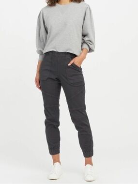Spanx Stretch Twill Cargo Jogger in Washed Black Size M NWT